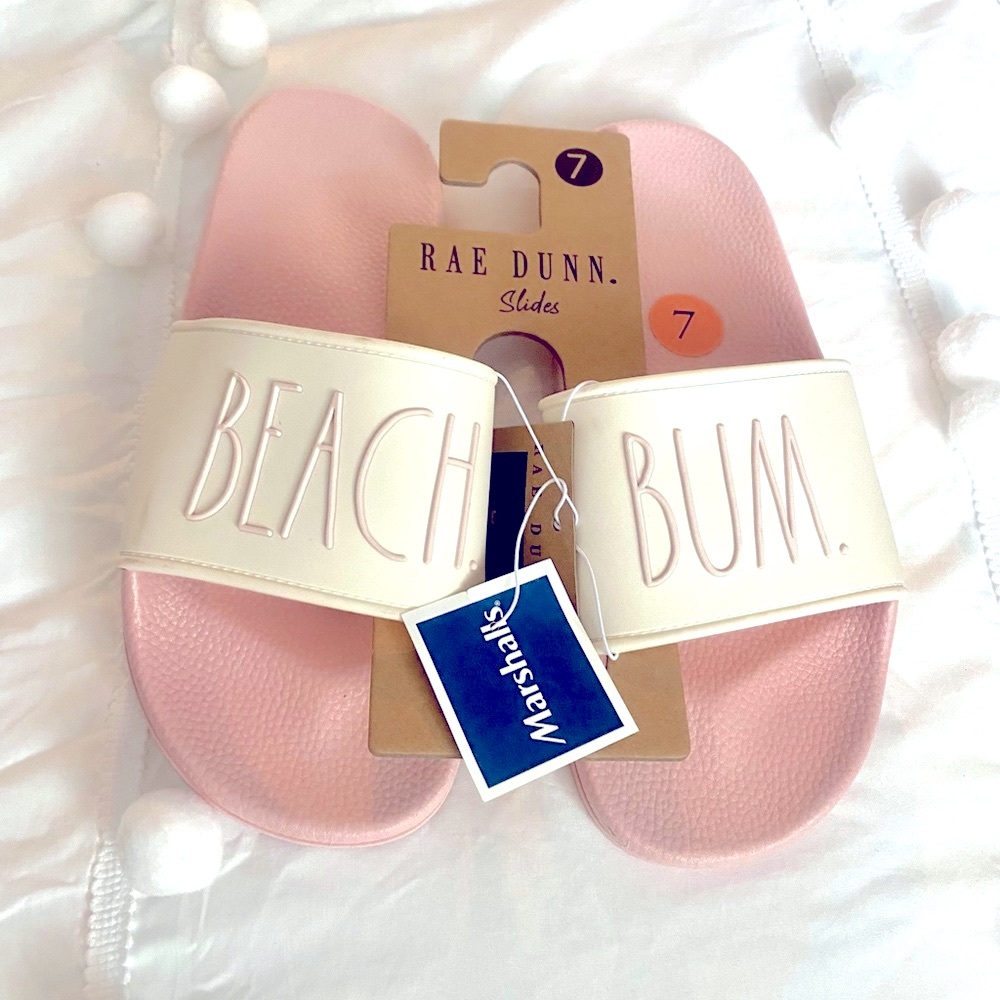 Rae Dunn Beach Bum slides /flip flops